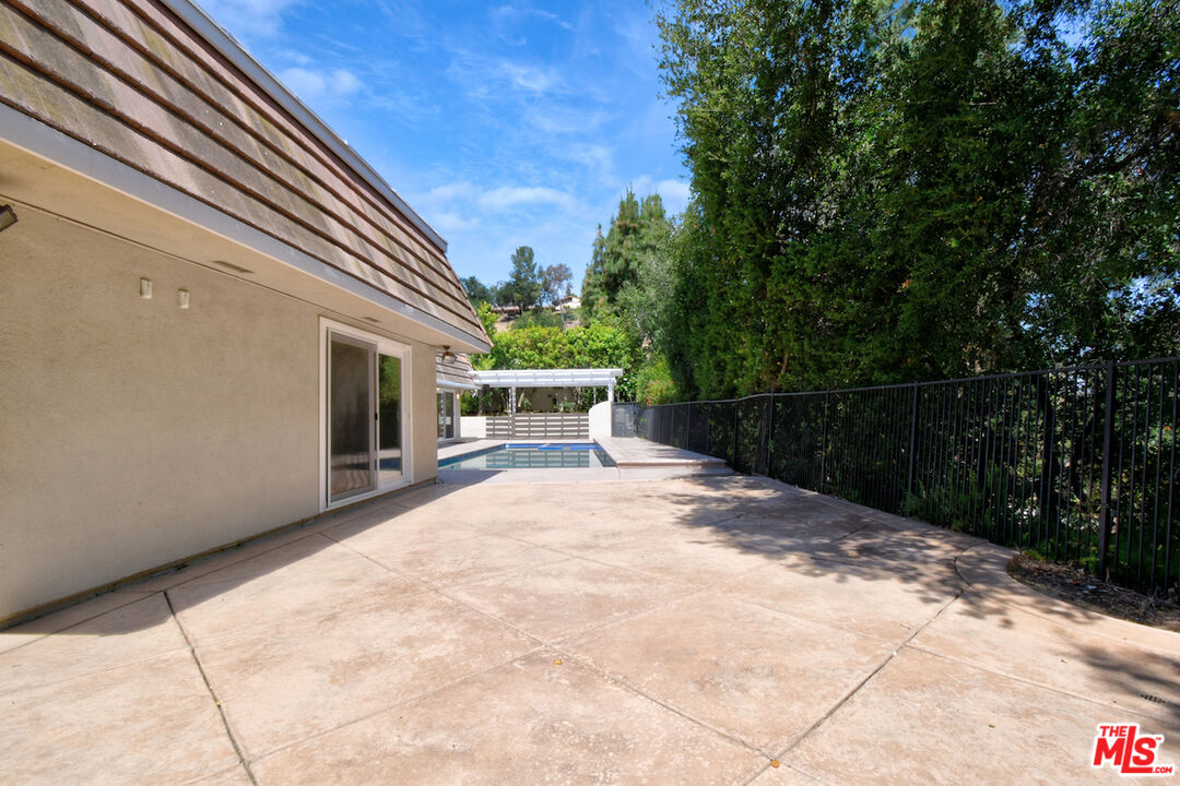 23637 Park Belmonte