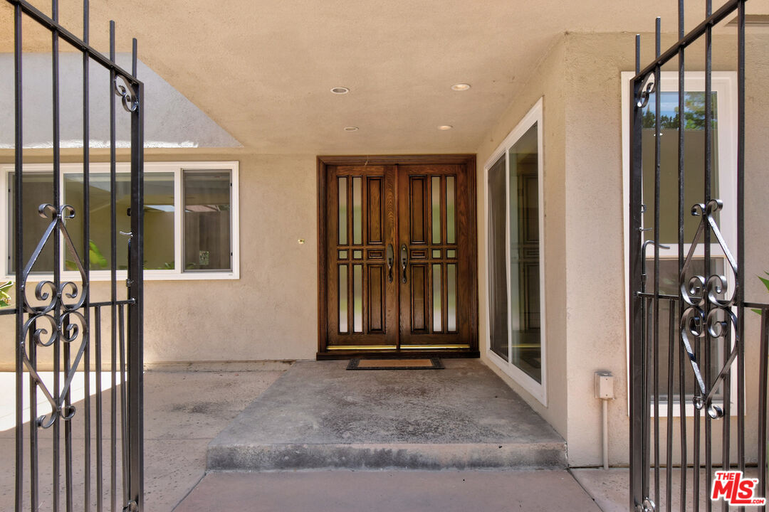 23637 Park Belmonte