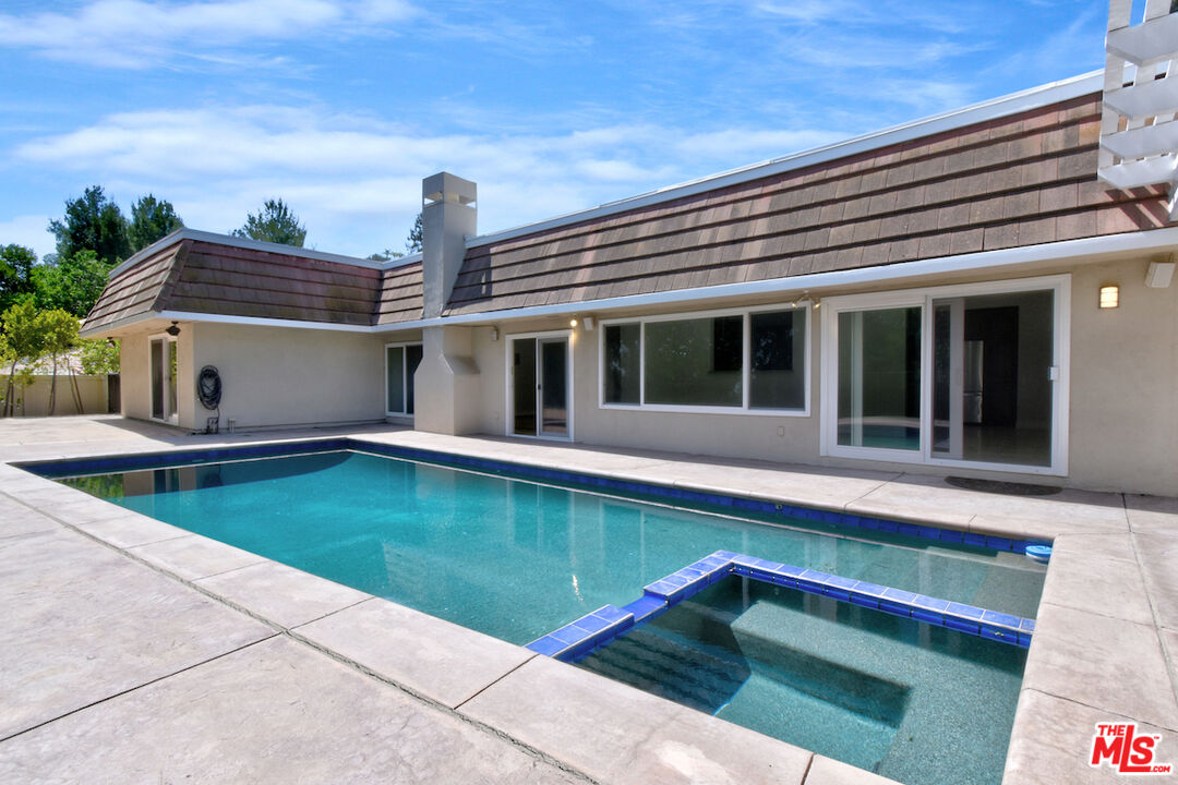 23637 Park Belmonte