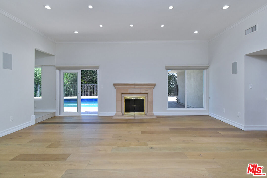 23637 Park Belmonte