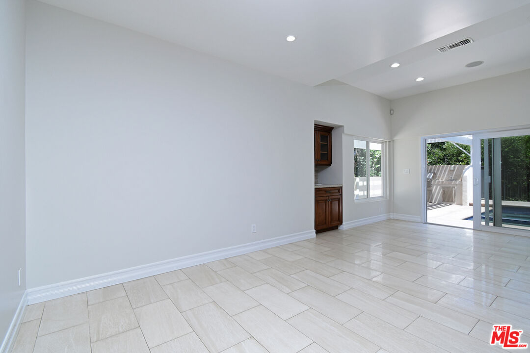 23637 Park Belmonte