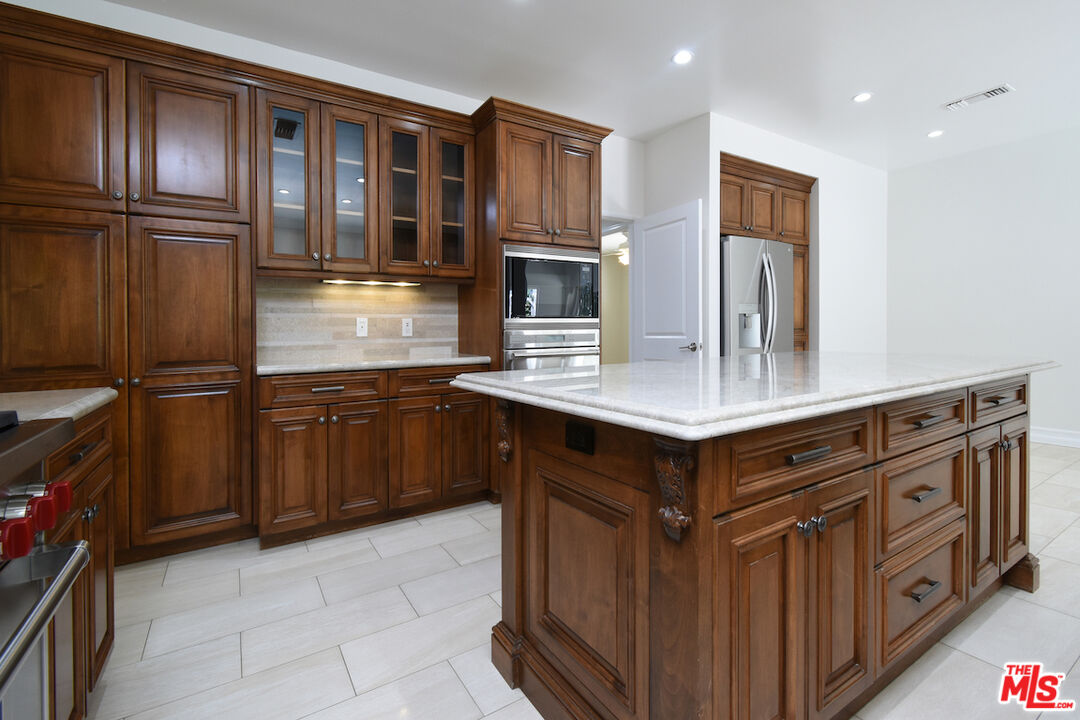 23637 Park Belmonte