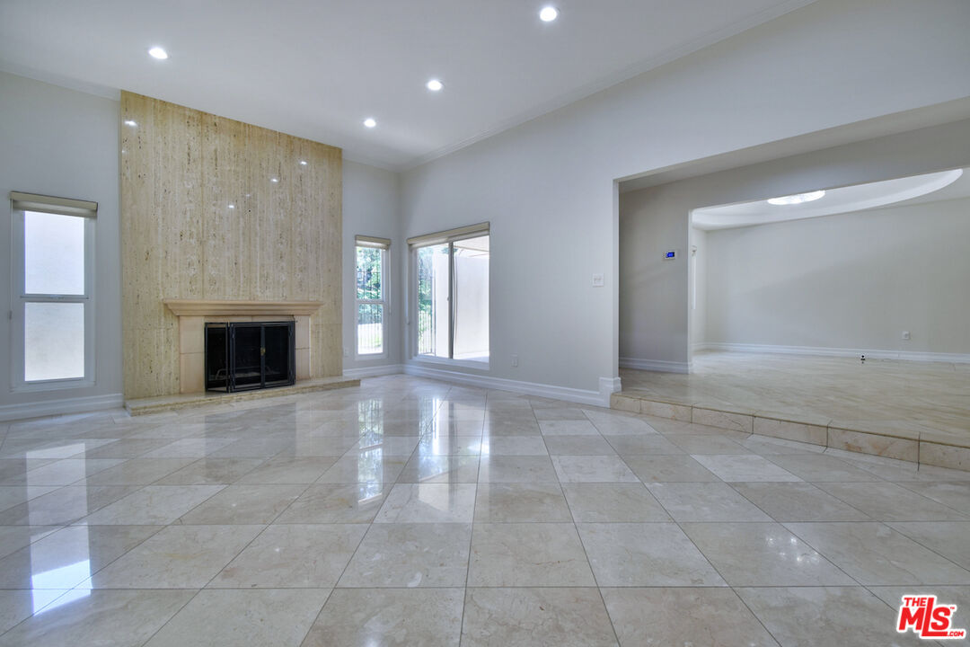 23637 Park Belmonte