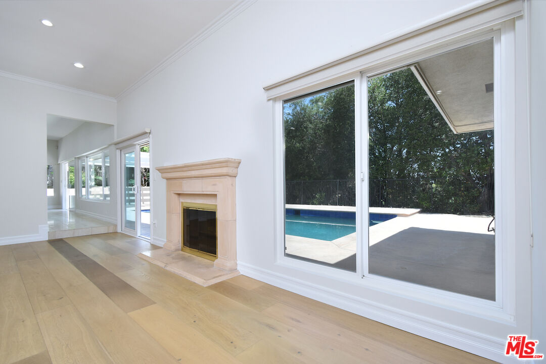 23637 Park Belmonte