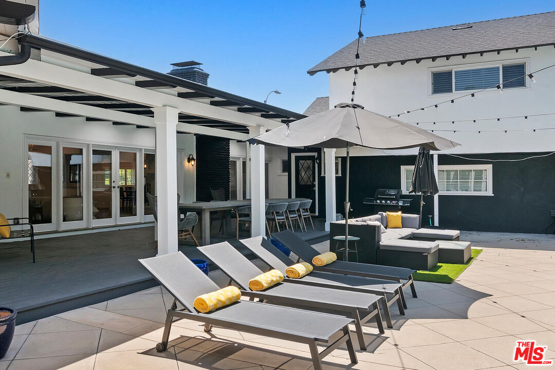 4909 Encino Ter
