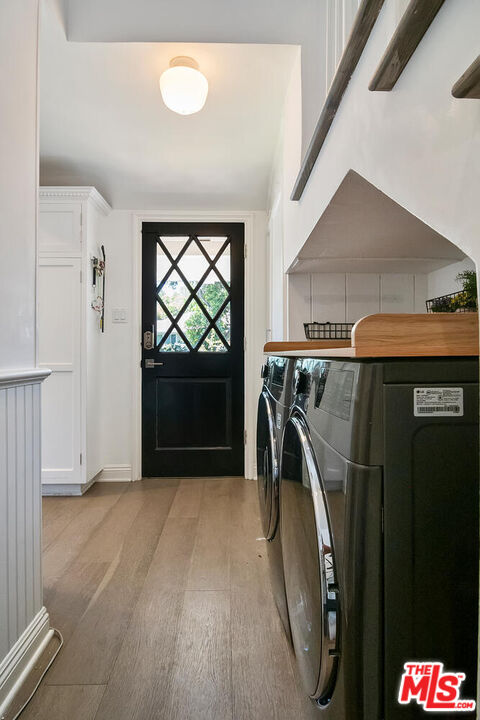 4909 Encino Ter