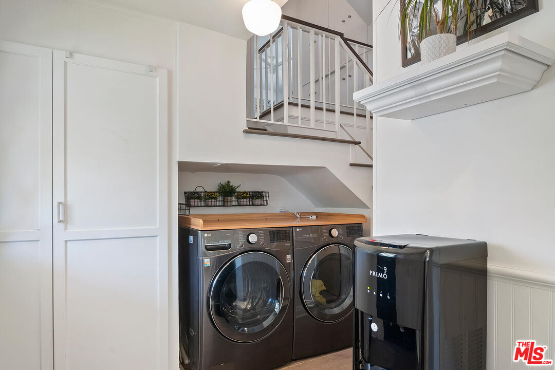 4909 Encino Ter
