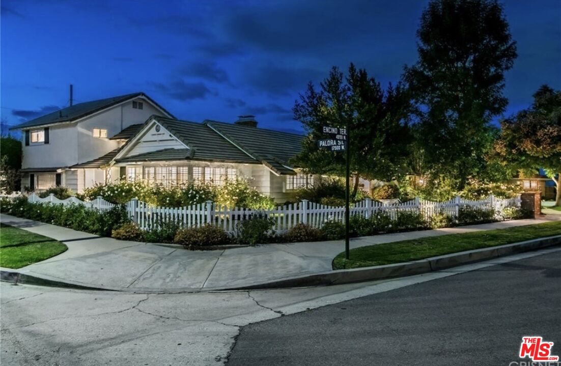 4909 Encino Ter