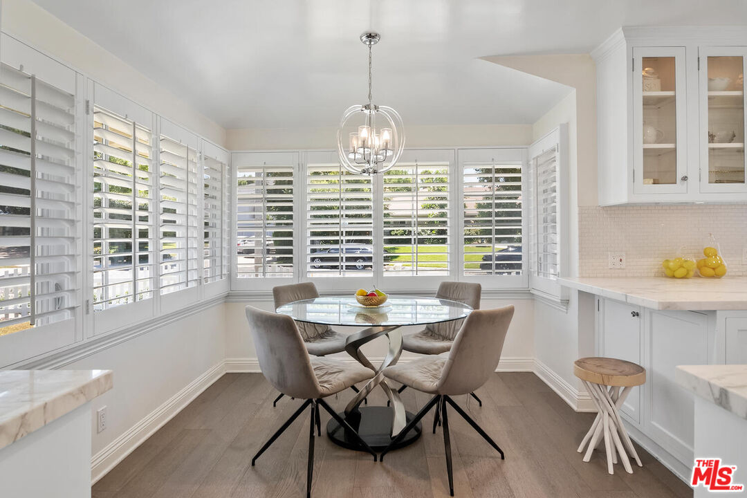4909 Encino Ter