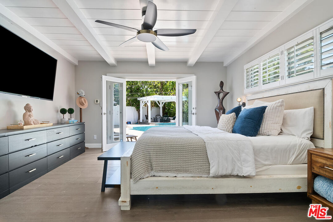 4909 Encino Ter