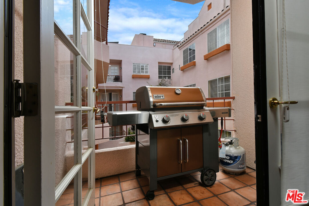 14570 Benefit St Unit: 202