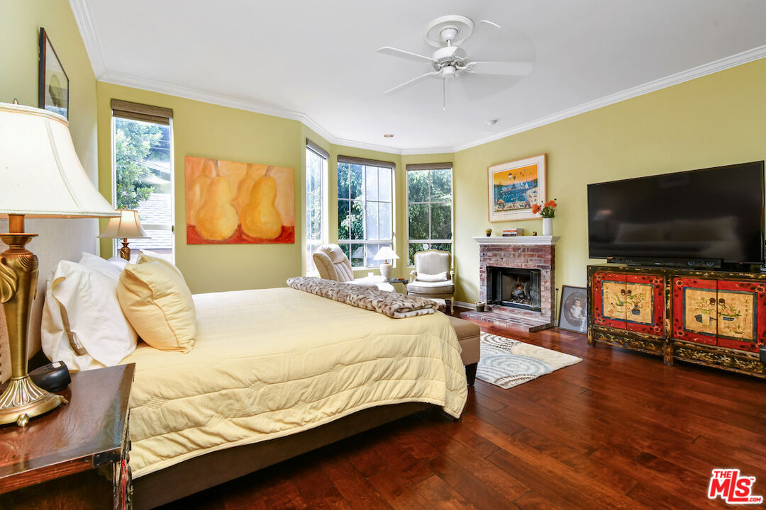 14570 Benefit St Unit: 202