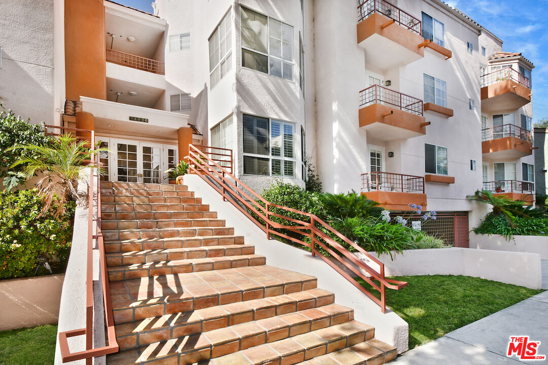 14570 Benefit St Unit: 202