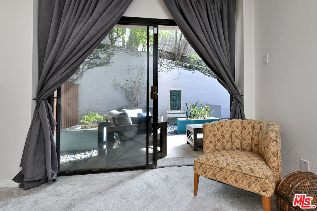 11687 Bellagio Rd Unit: 3