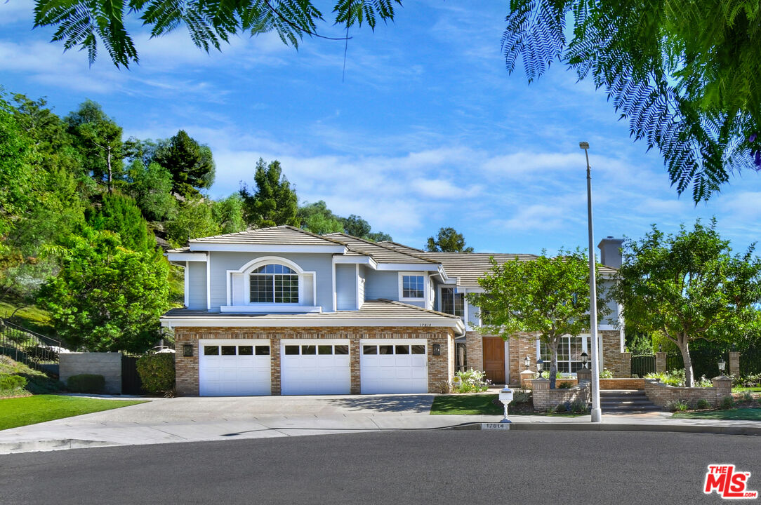 17814 Greyhawk Pl