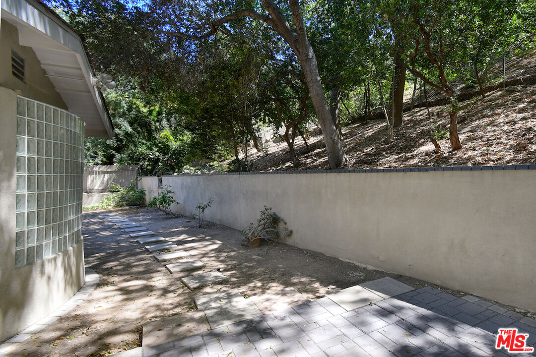 3553 Summerfield Dr