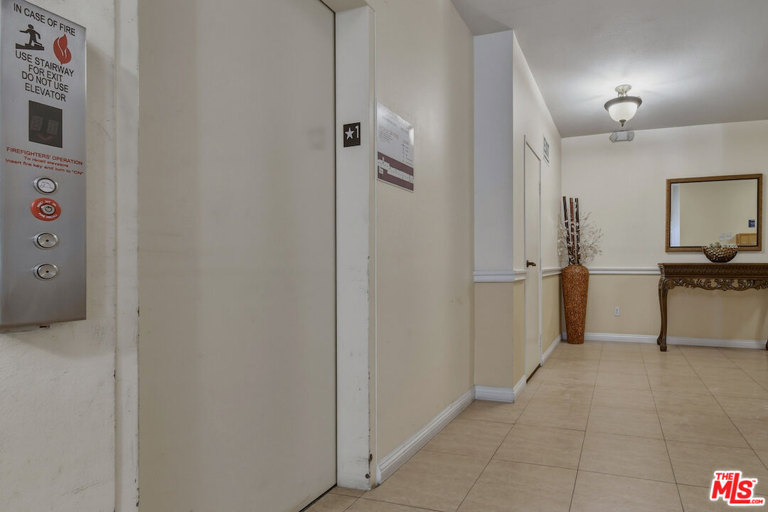4443 Ventura Canyon Ave Unit: 304