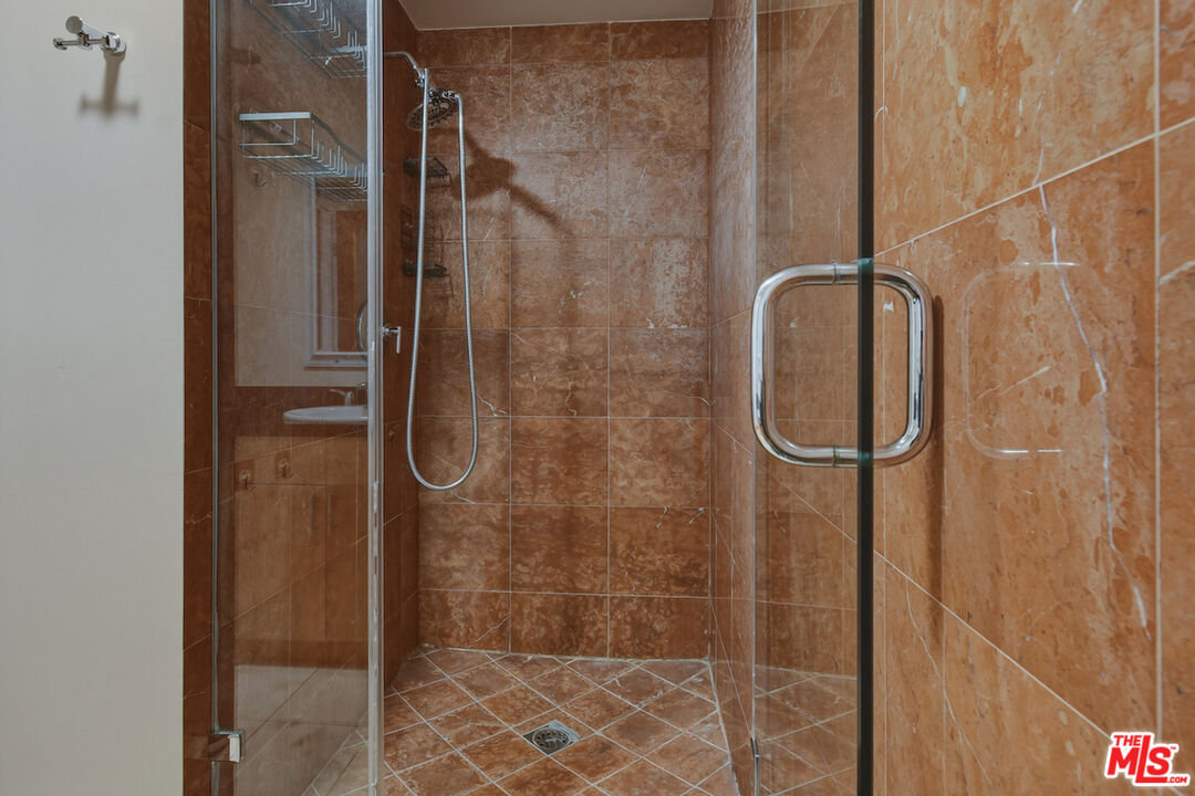 4443 Ventura Canyon Ave Unit: 304