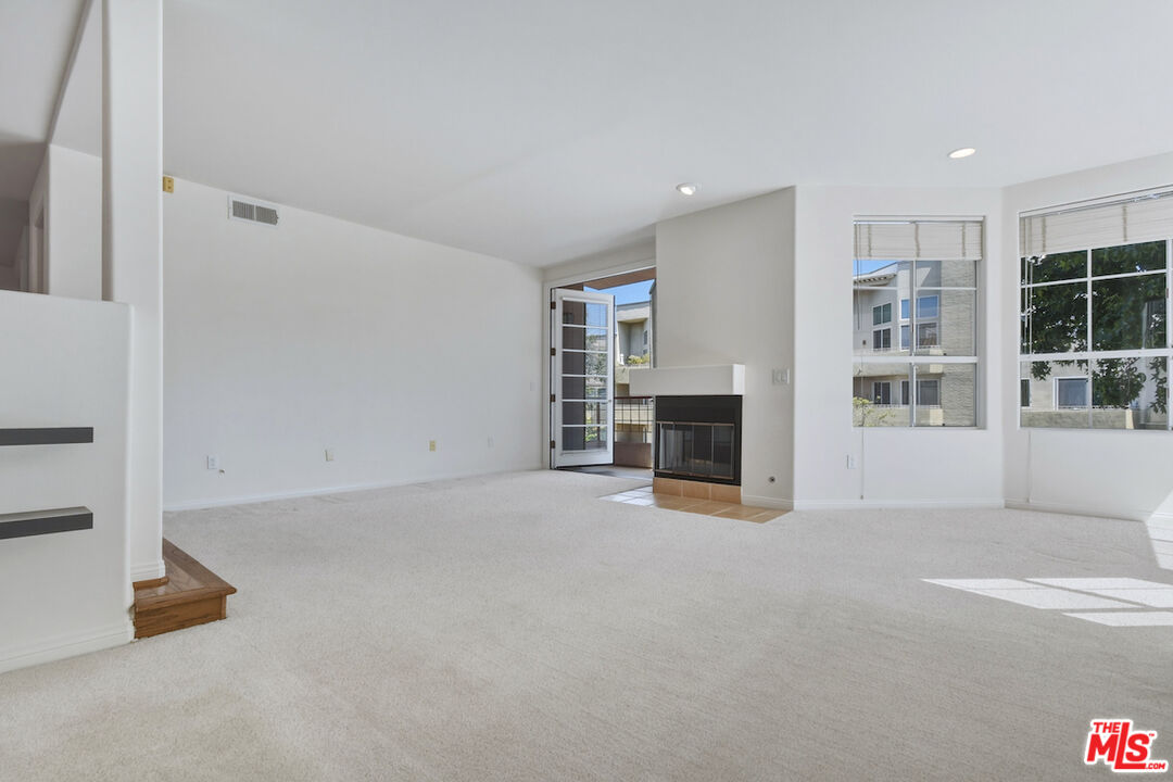 14570 Benefit St Unit: 201