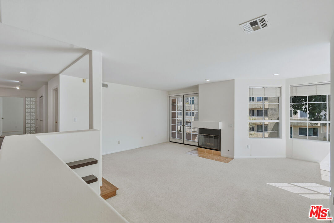 14570 Benefit St Unit: 201