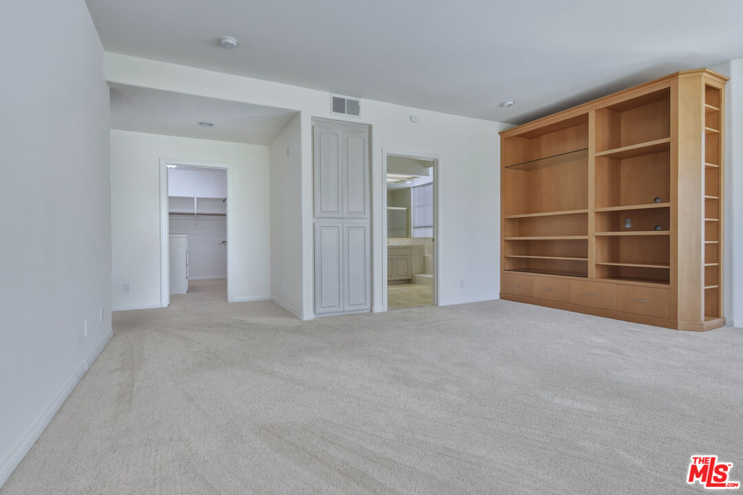 14570 Benefit St Unit: 201