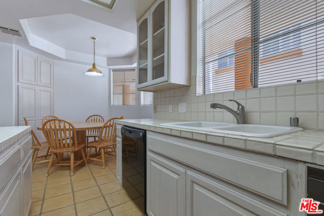 14570 Benefit St Unit: 201