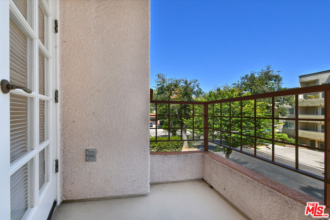 14570 Benefit St Unit: 201