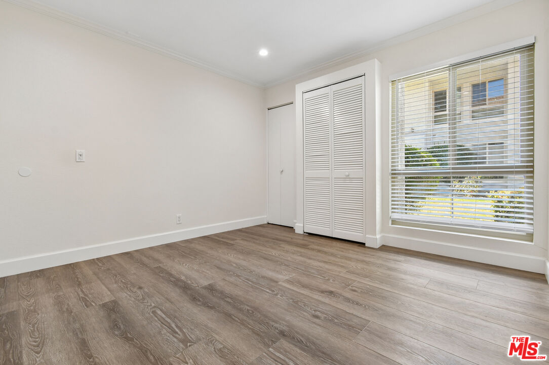 4706 Park Granada Unit: 185