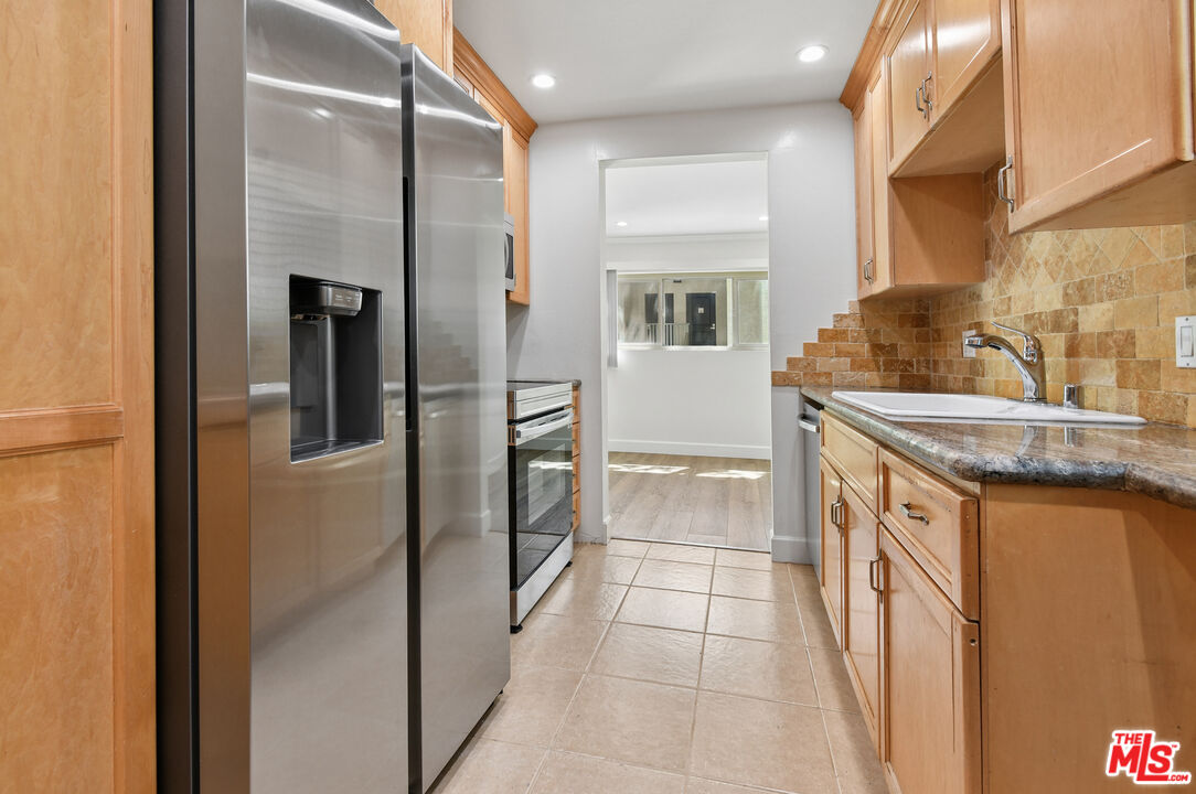 4706 Park Granada Unit: 185