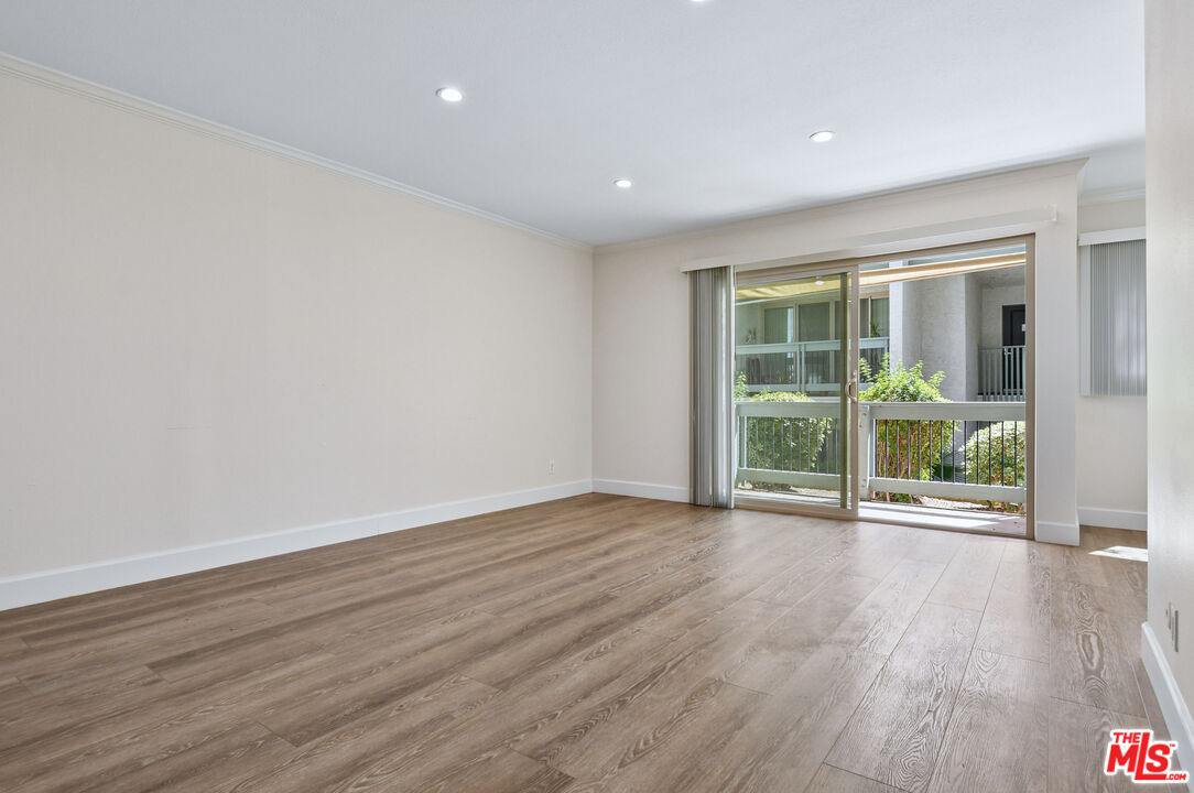 4706 Park Granada Unit: 185