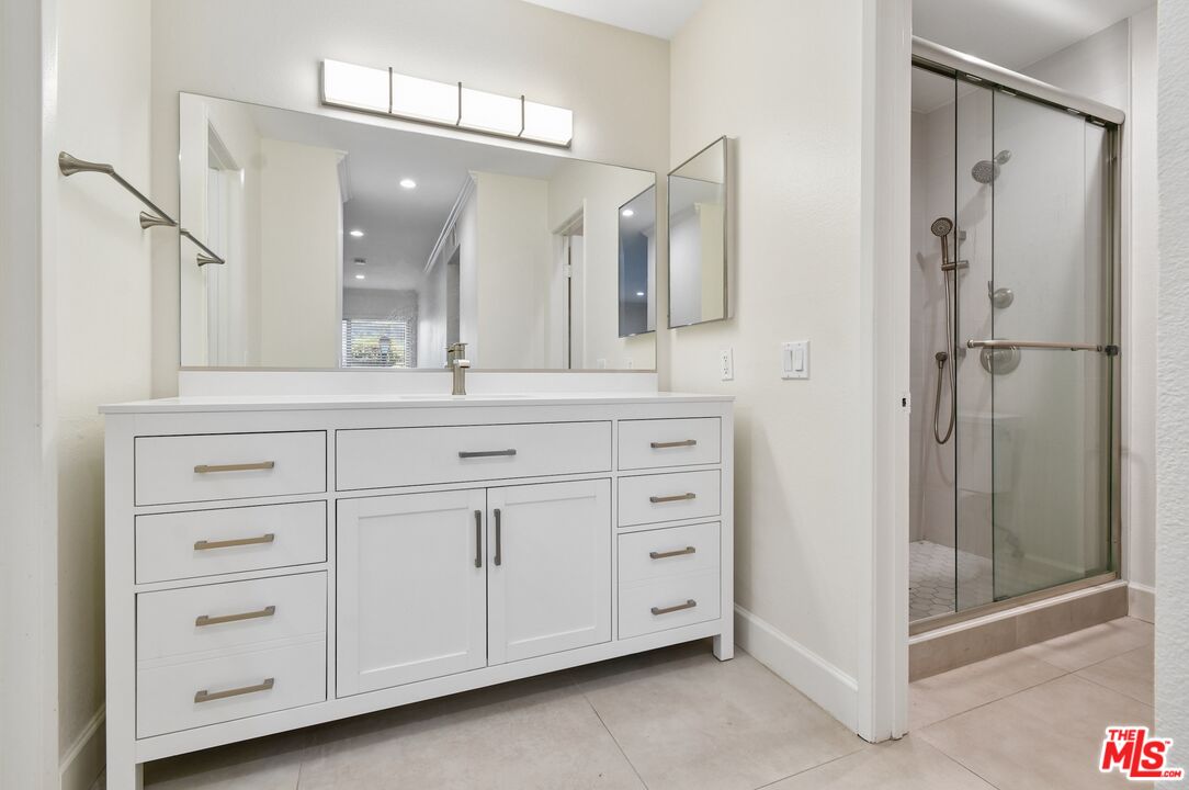 4706 Park Granada Unit: 185