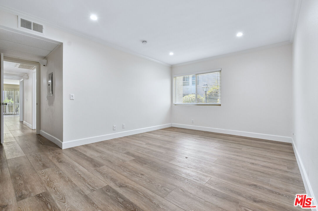 4706 Park Granada Unit: 185