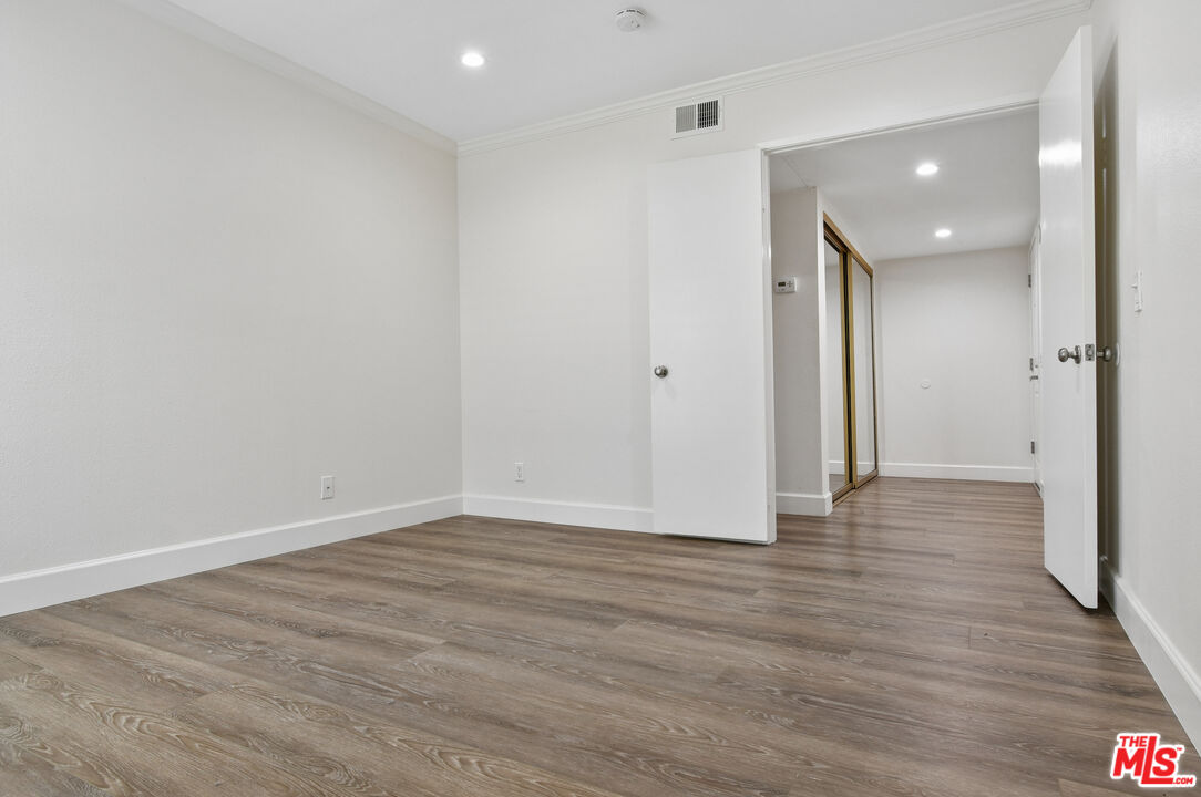 4706 Park Granada Unit: 185