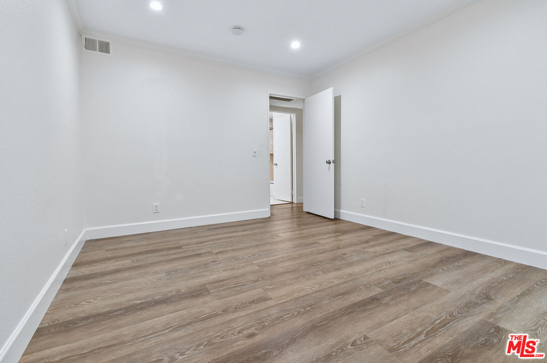 4706 Park Granada Unit: 185