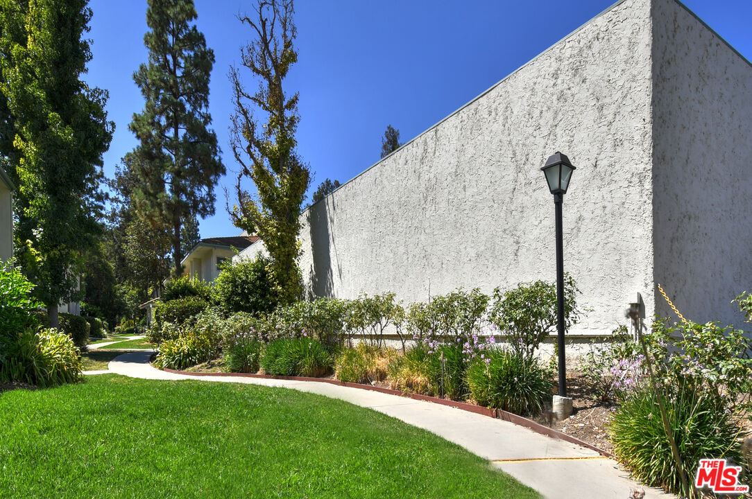 4706 Park Granada Unit: 185