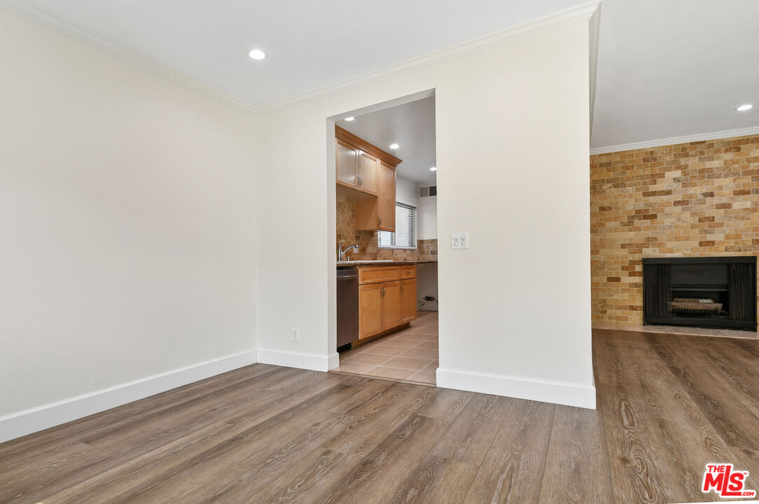4706 Park Granada Unit: 185