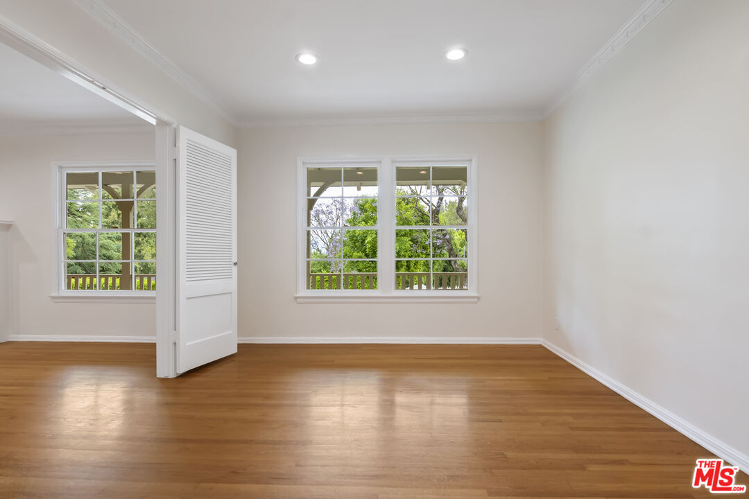 18080 Karen Dr