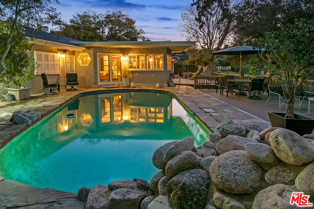 15337 Stonewood Ter