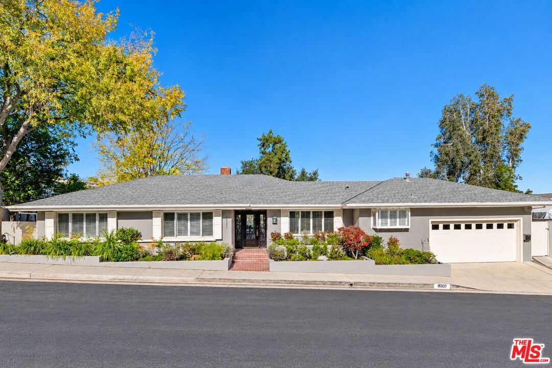 15337 Stonewood Ter