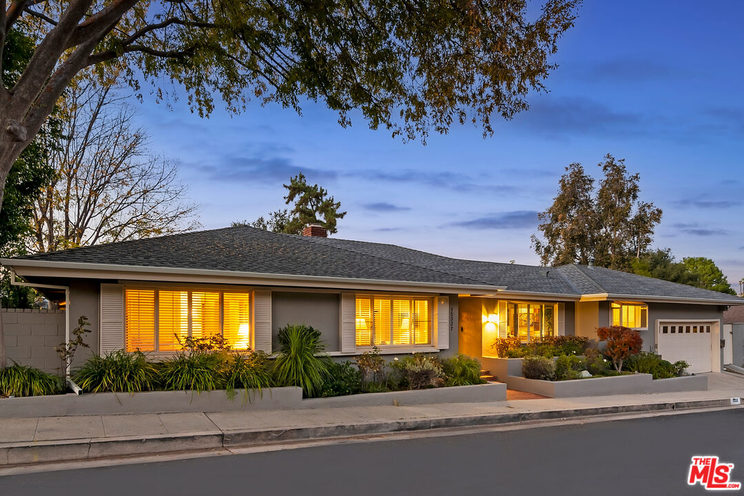 15337 Stonewood Ter