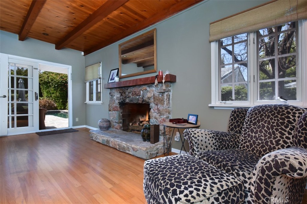 13707 Valley Vista Boulevard
