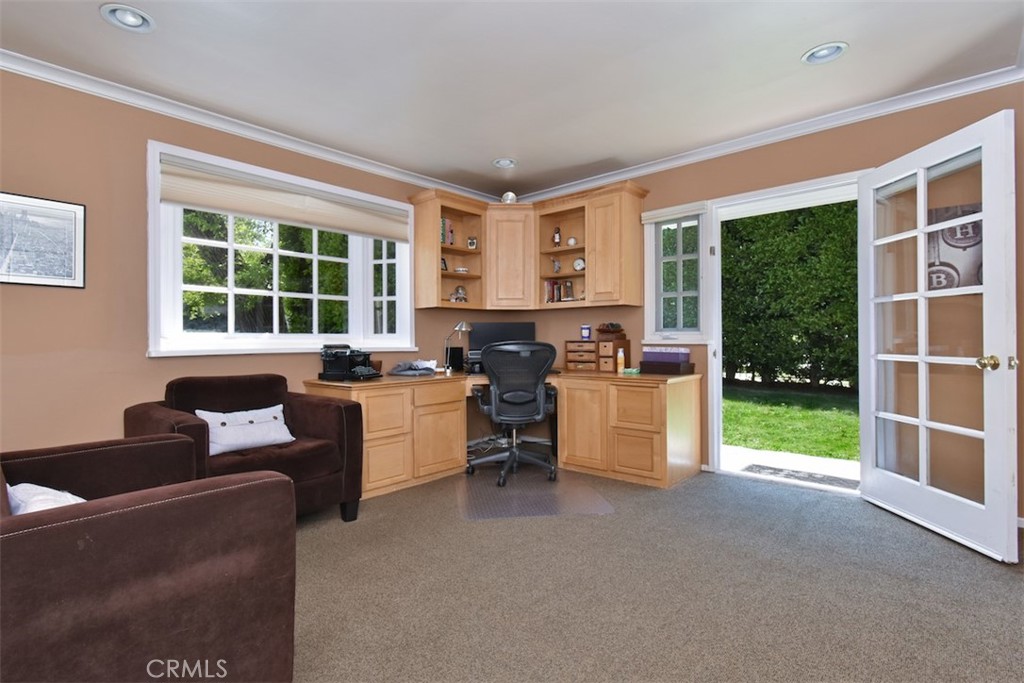 13707 Valley Vista Boulevard
