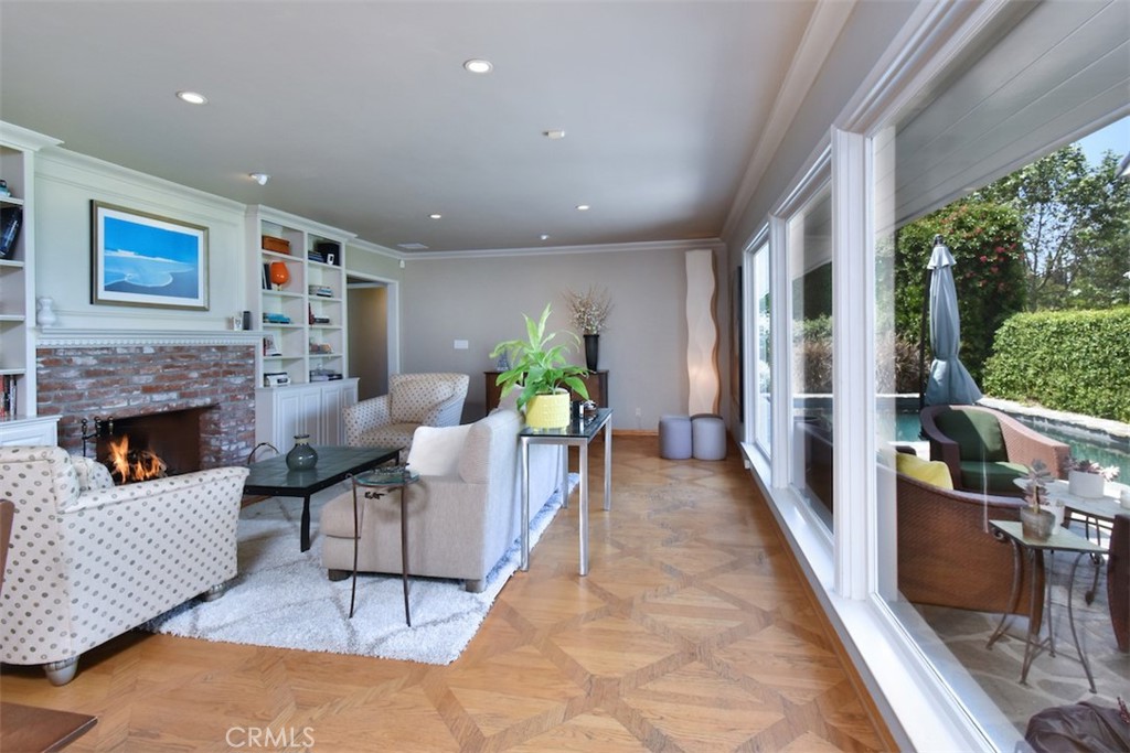 13707 Valley Vista Boulevard