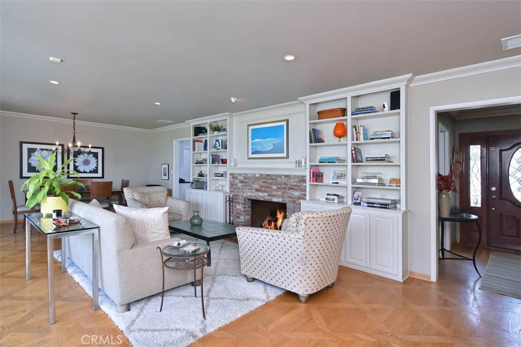 13707 Valley Vista Boulevard