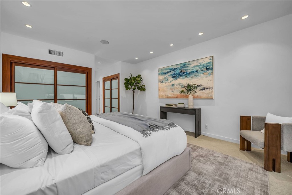 3747 Benedict Canyon Lane
