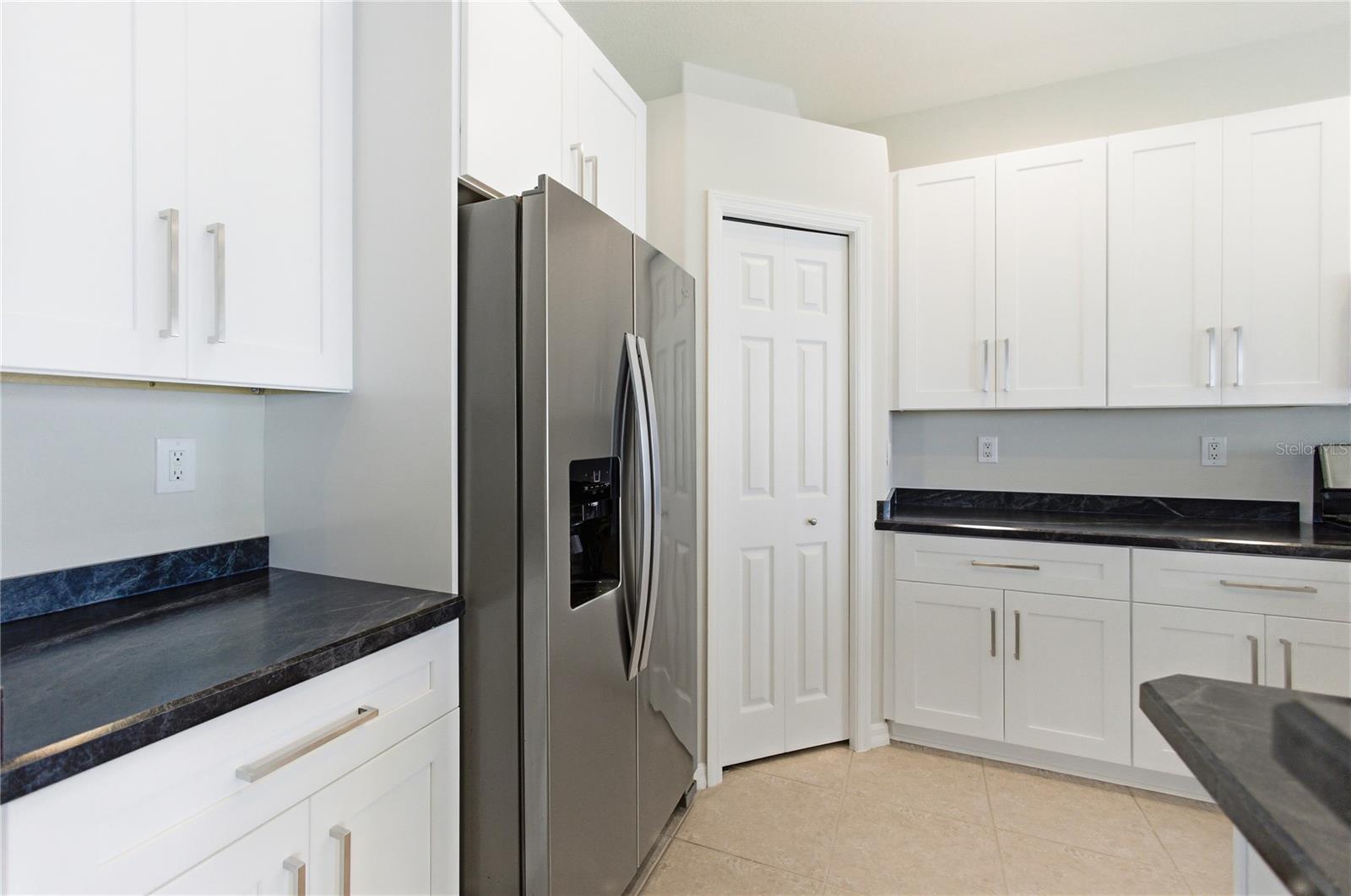 5674 BLUE HERON CIRCLE