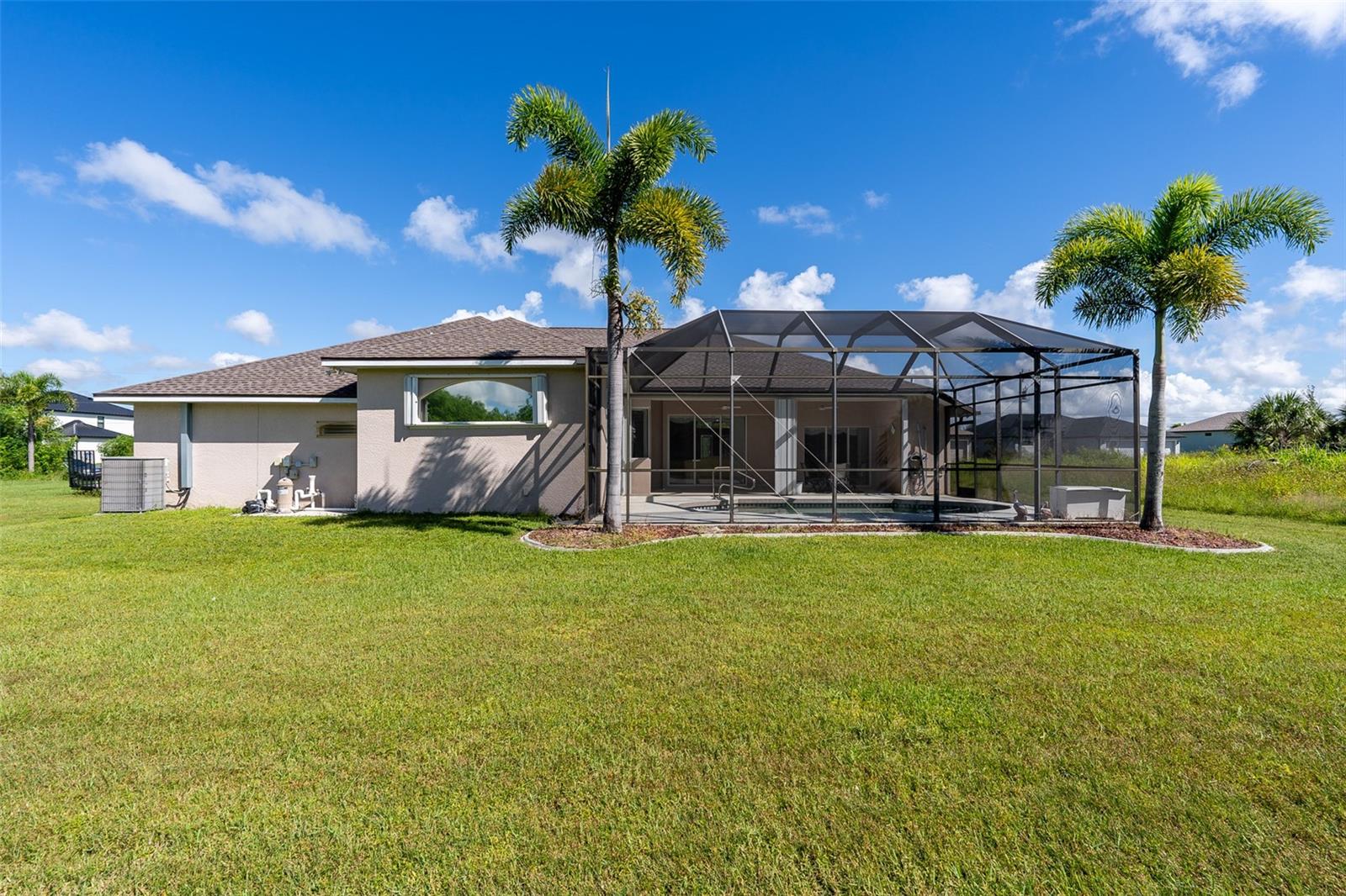 15507 AQUA CIR
