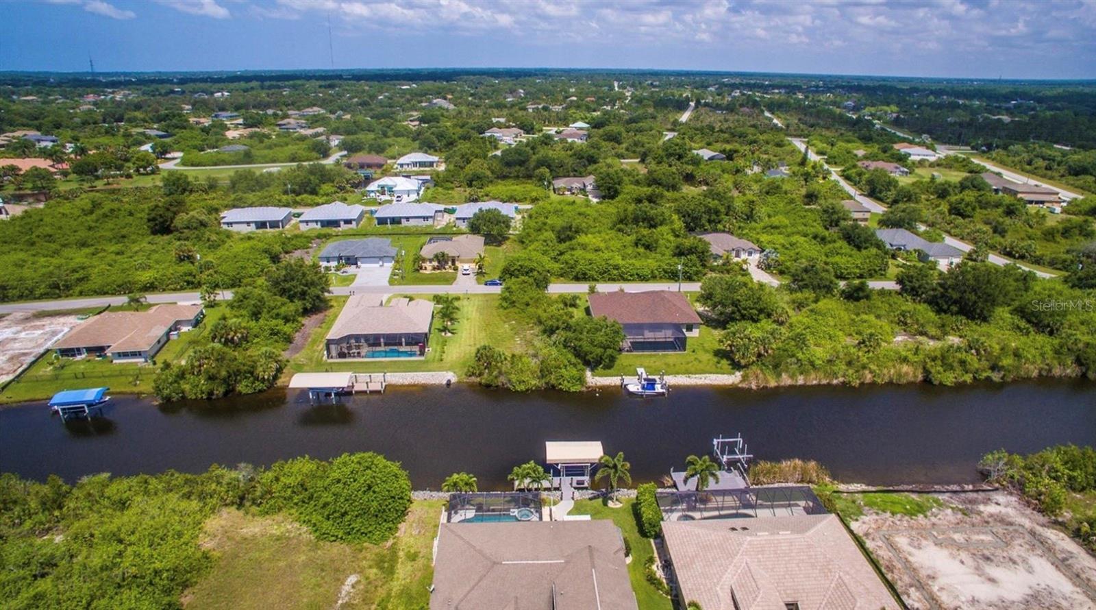 9386 BLUEGILL CIR