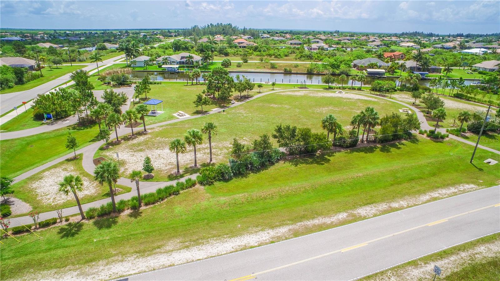 9386 BLUEGILL CIR