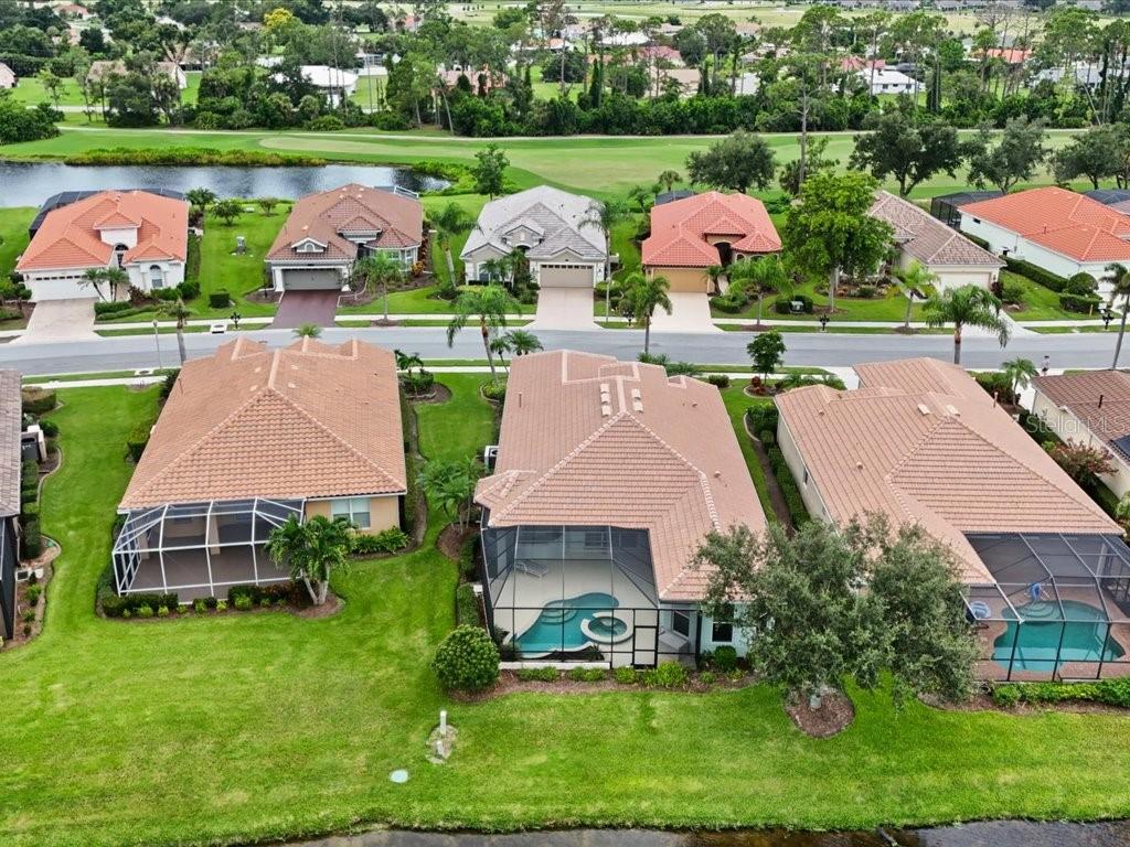 3927 WHISPERING OAKS DR